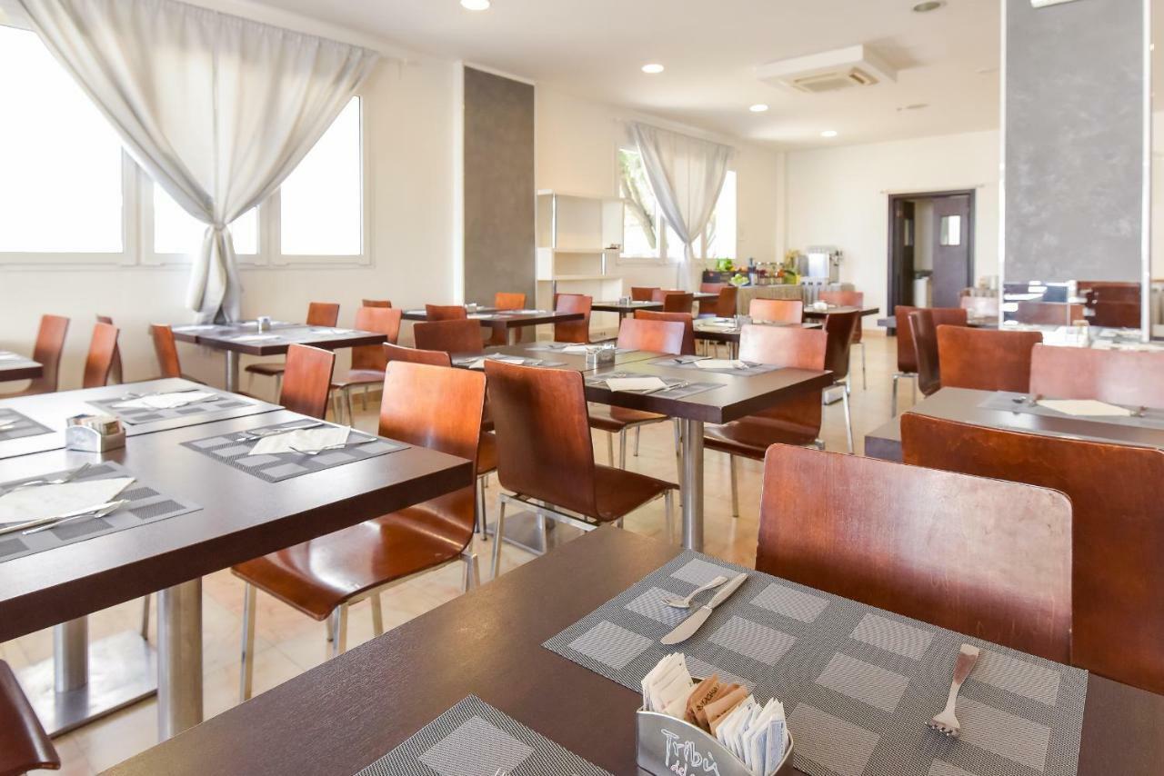 Hotel Diamante Cesenatico Esterno foto